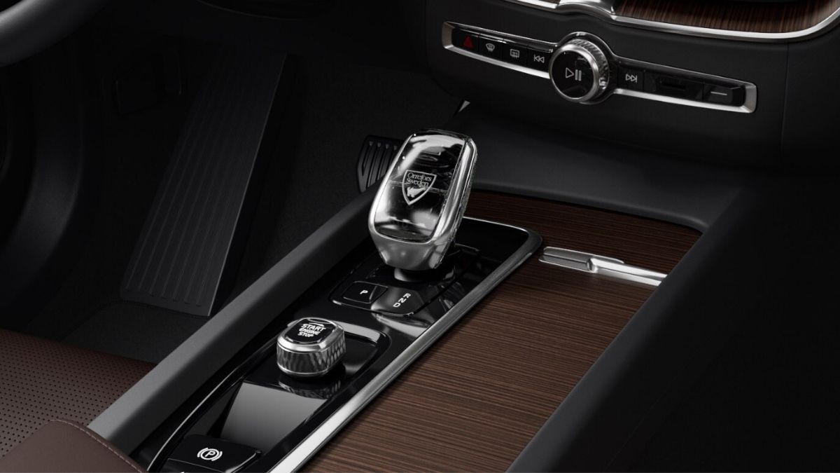 Volvo XC60 Plug-in Hybrid - Ảnh 20